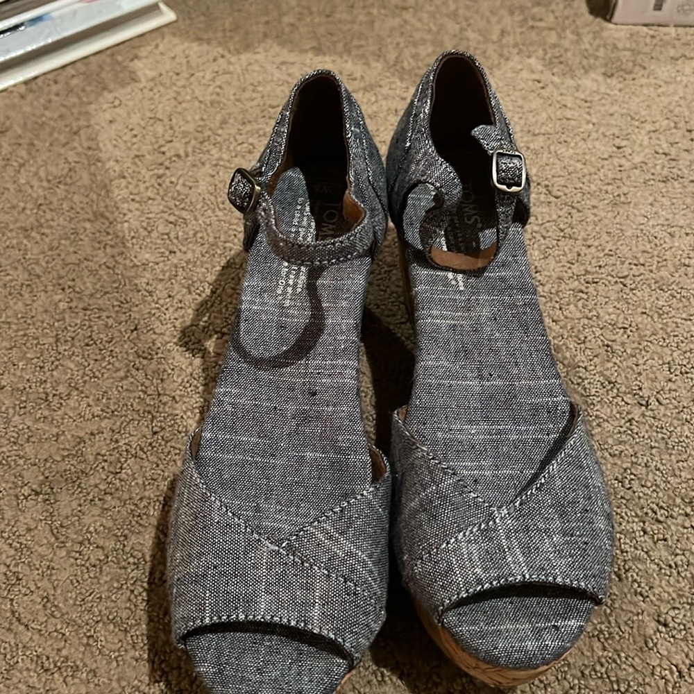 Tom’s - wedges